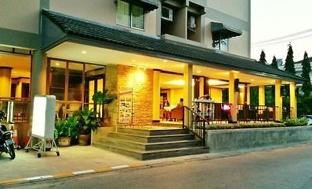 People Place Boutique In Town Hotel - Sha Extra Plus Chiang Mai Dış mekan fotoğraf